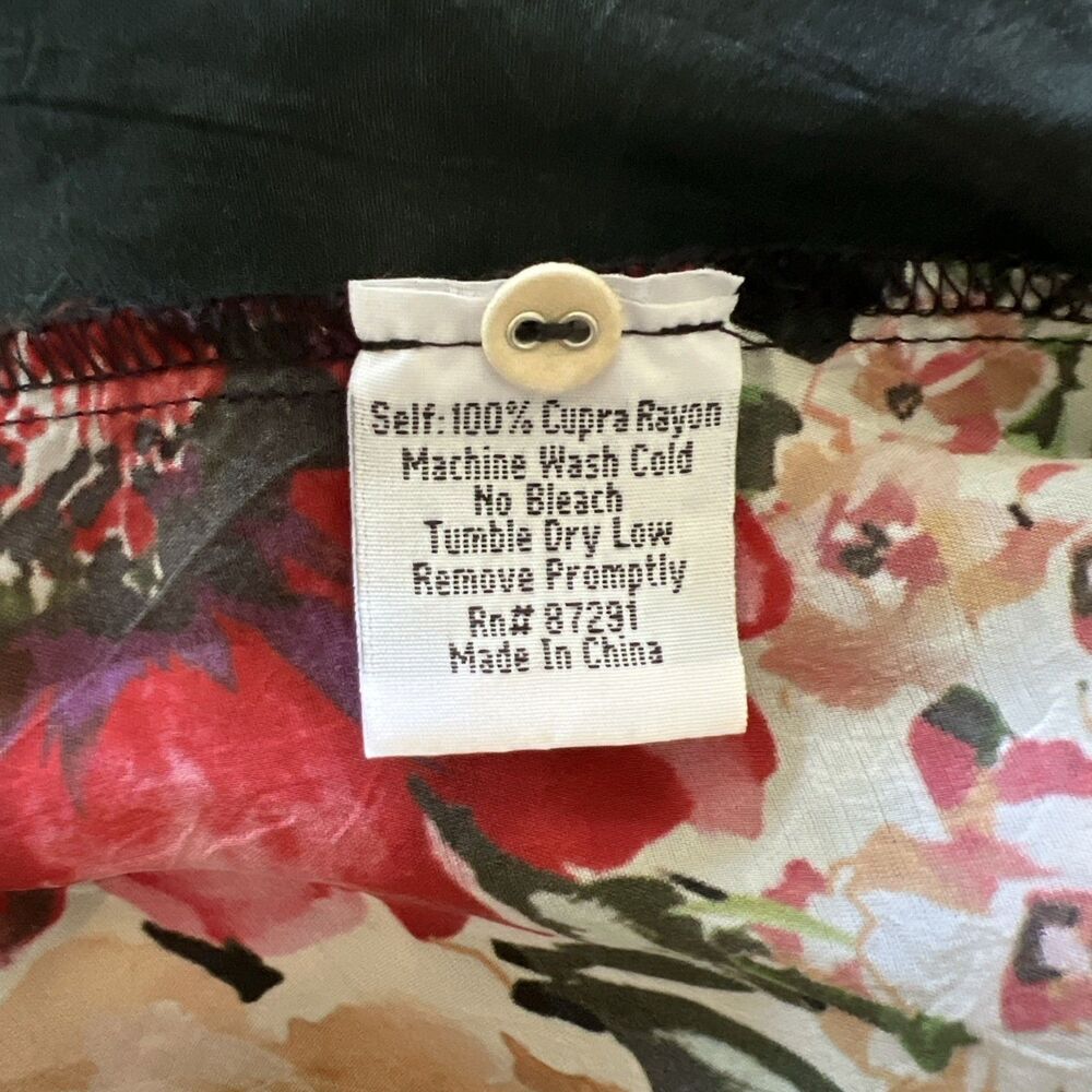Johnny Was Black Floral V-Neck Dress Size Small Oversized Button Down Rayon - Picture 9 of 9